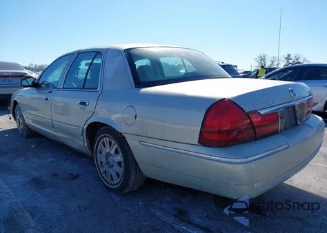 2005 Mercury Grand Marquis Gs z USA, uszkodzony, nr VIN 2MEFM74W05X627357